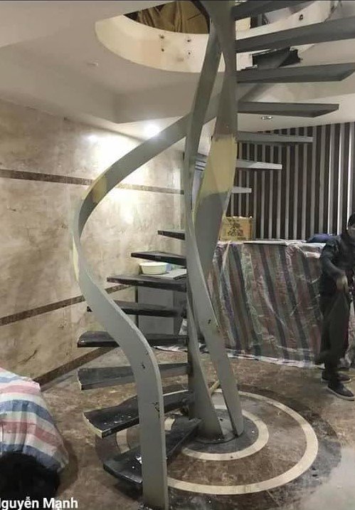 Cầu thang xương xoáy ốc 33 trong catalog cầu thang xoáy ốc của Cầu Thang Đẹp Miền Bắc