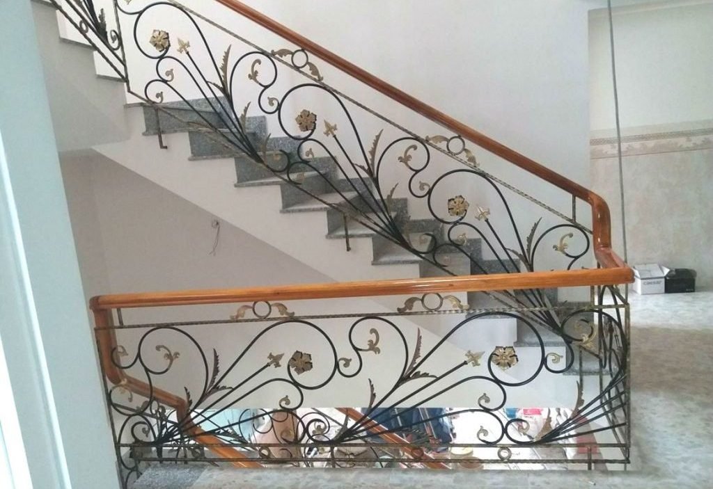 Cầu thang sắt 49 trong catalog cầu thang sắt nghệ thuật của Cầu Thang Đẹp Miền Bắc