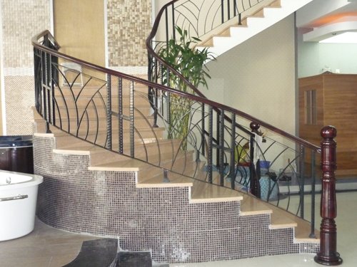 Cầu thang sắt 22 trong catalog cầu thang sắt nghệ thuật của Cầu Thang Đẹp Miền Bắc